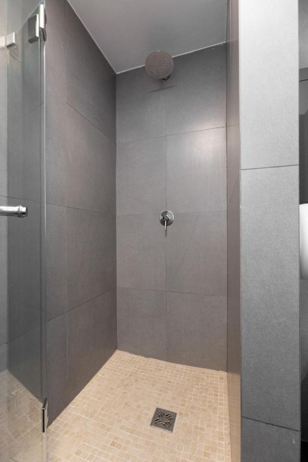 Budapest Holidays Apartments & Spa Luaran gambar
