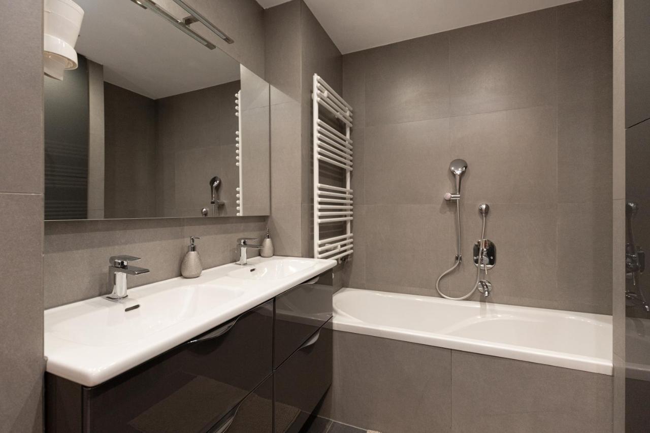 Budapest Holidays Apartments & Spa Luaran gambar