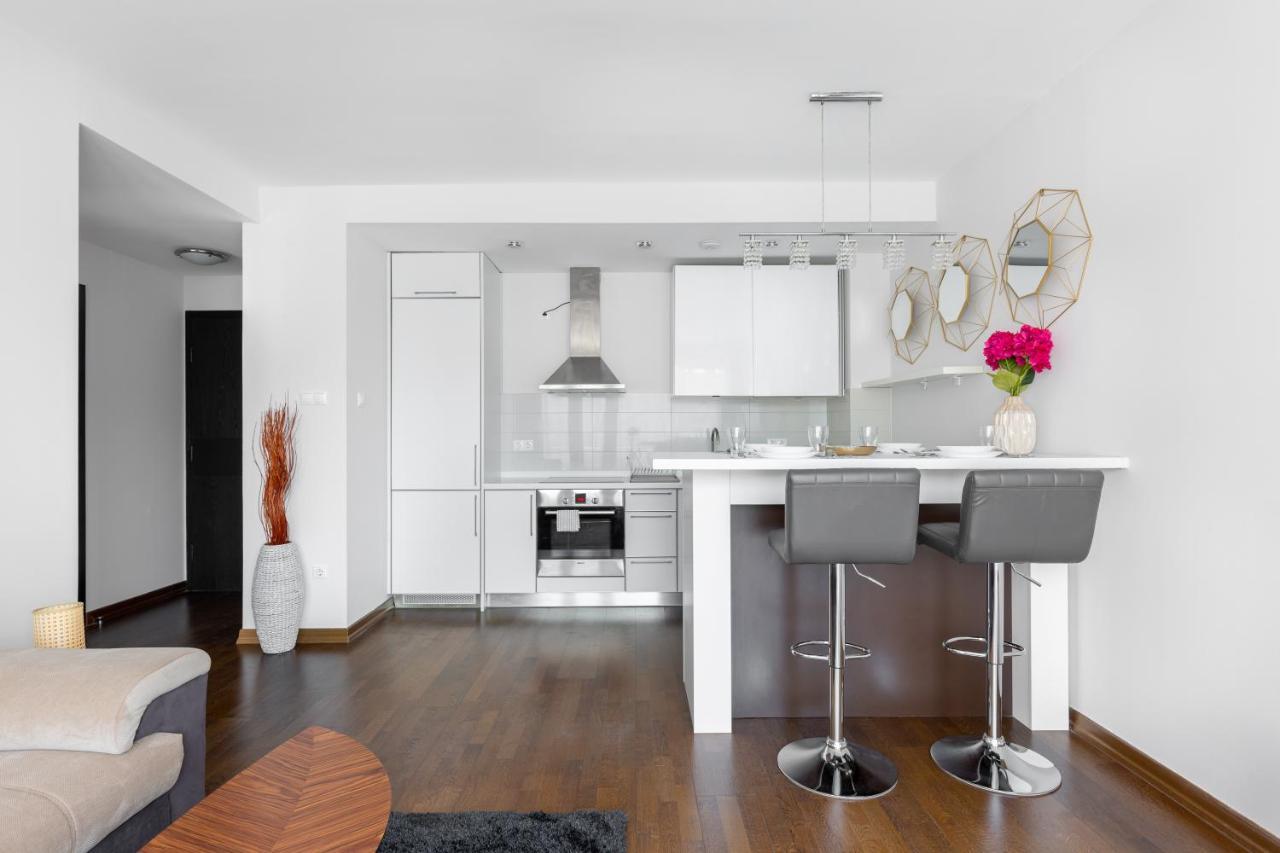 Budapest Holidays Apartments & Spa Luaran gambar