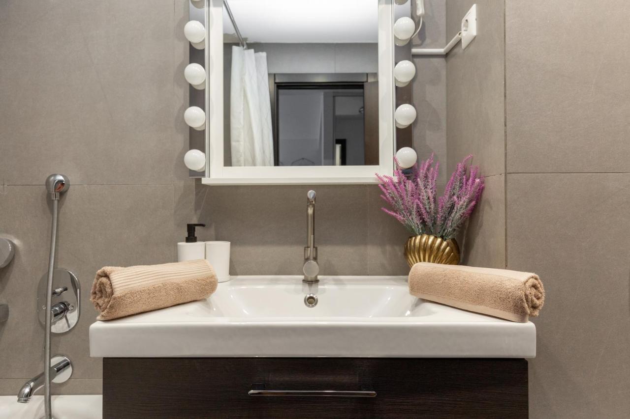 Budapest Holidays Apartments & Spa Luaran gambar