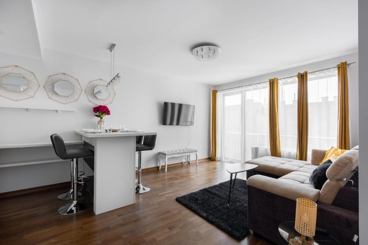 Budapest Holidays Apartments & Spa Luaran gambar