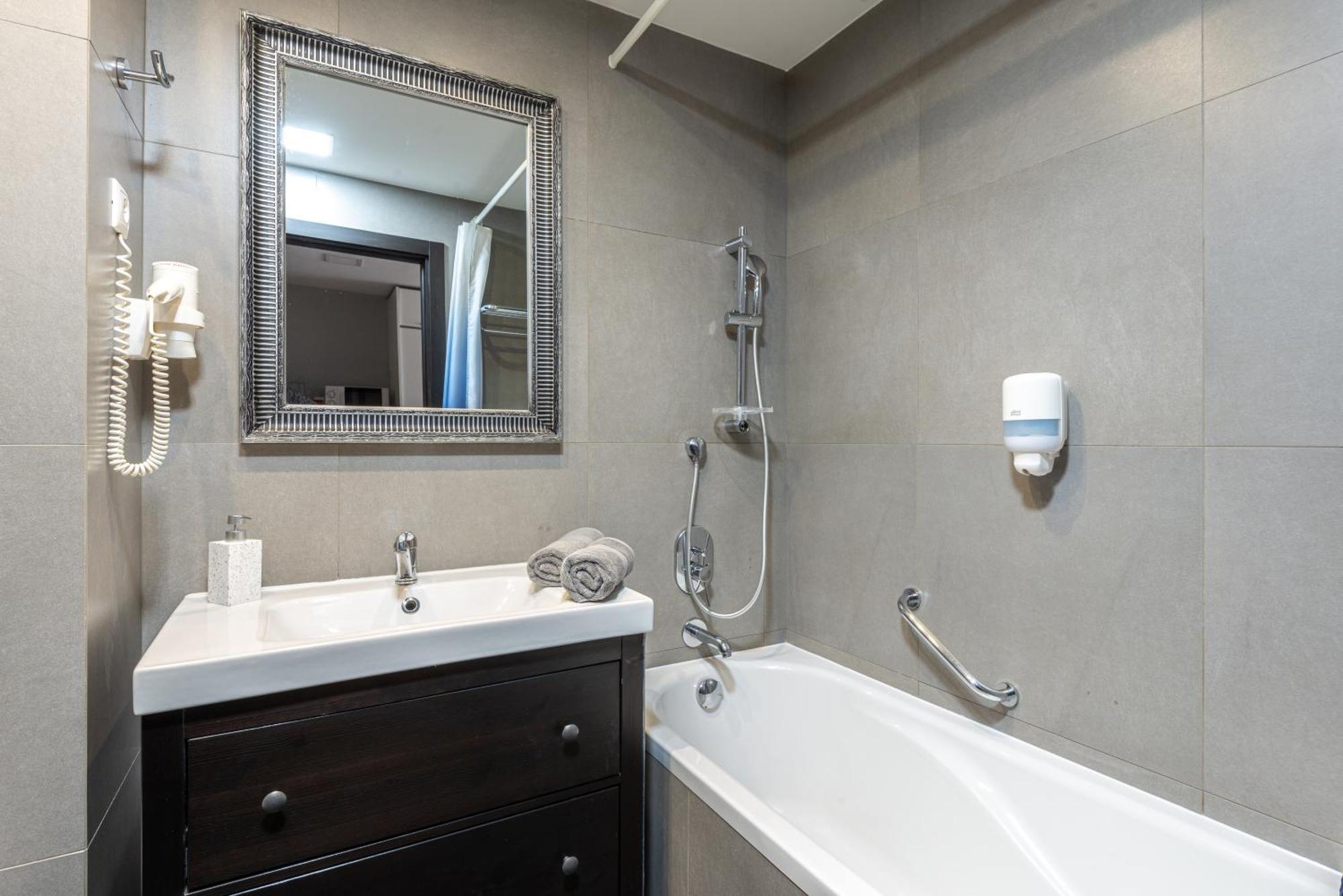 Budapest Holidays Apartments & Spa Luaran gambar