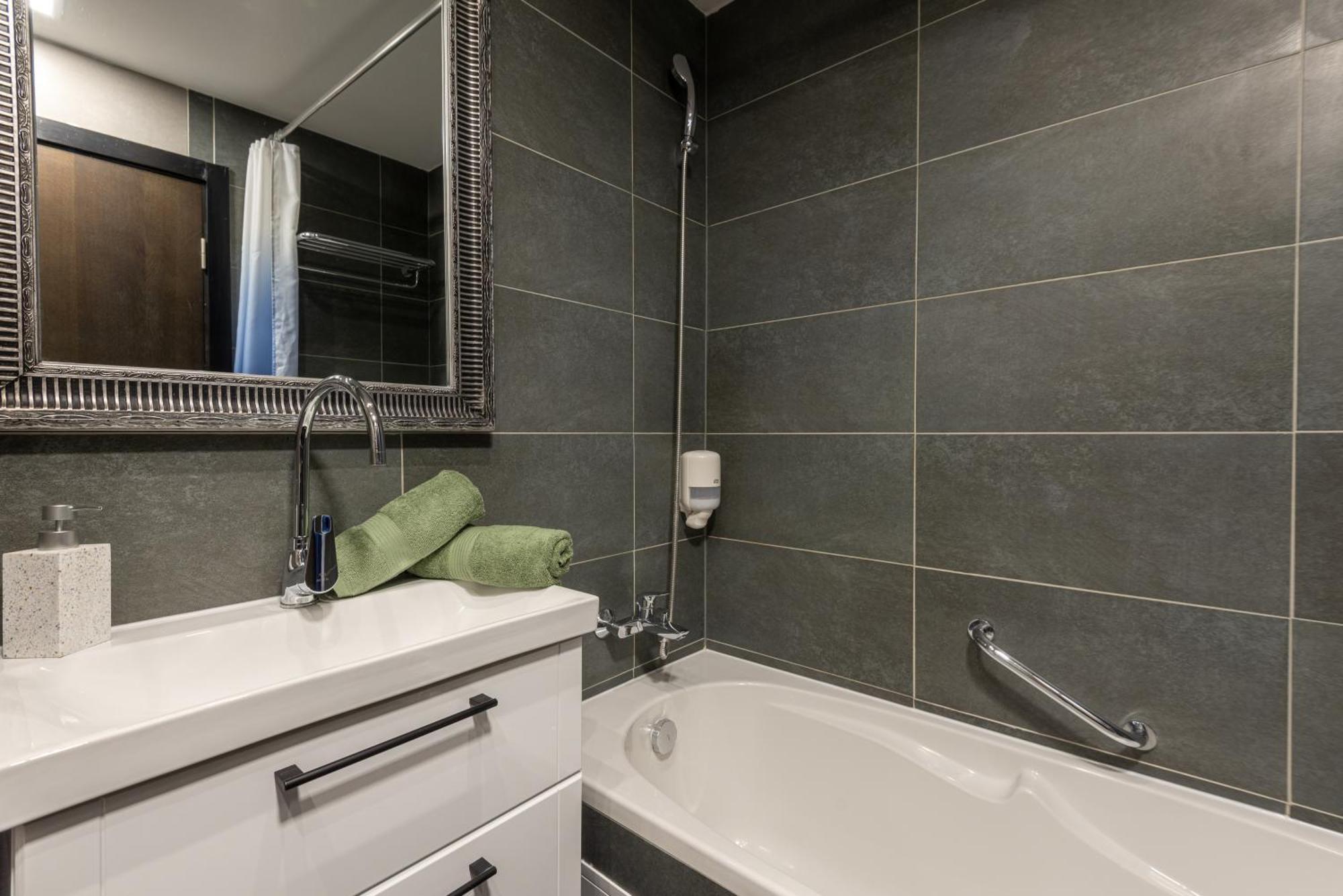 Budapest Holidays Apartments & Spa Luaran gambar